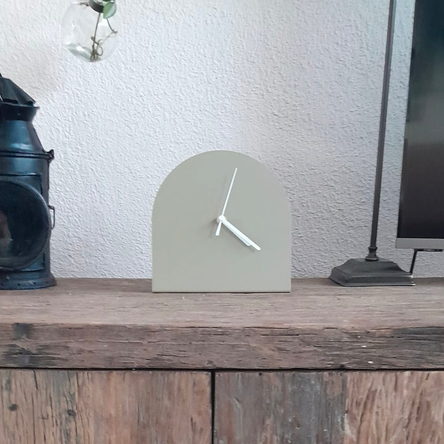 Uhr BURGL